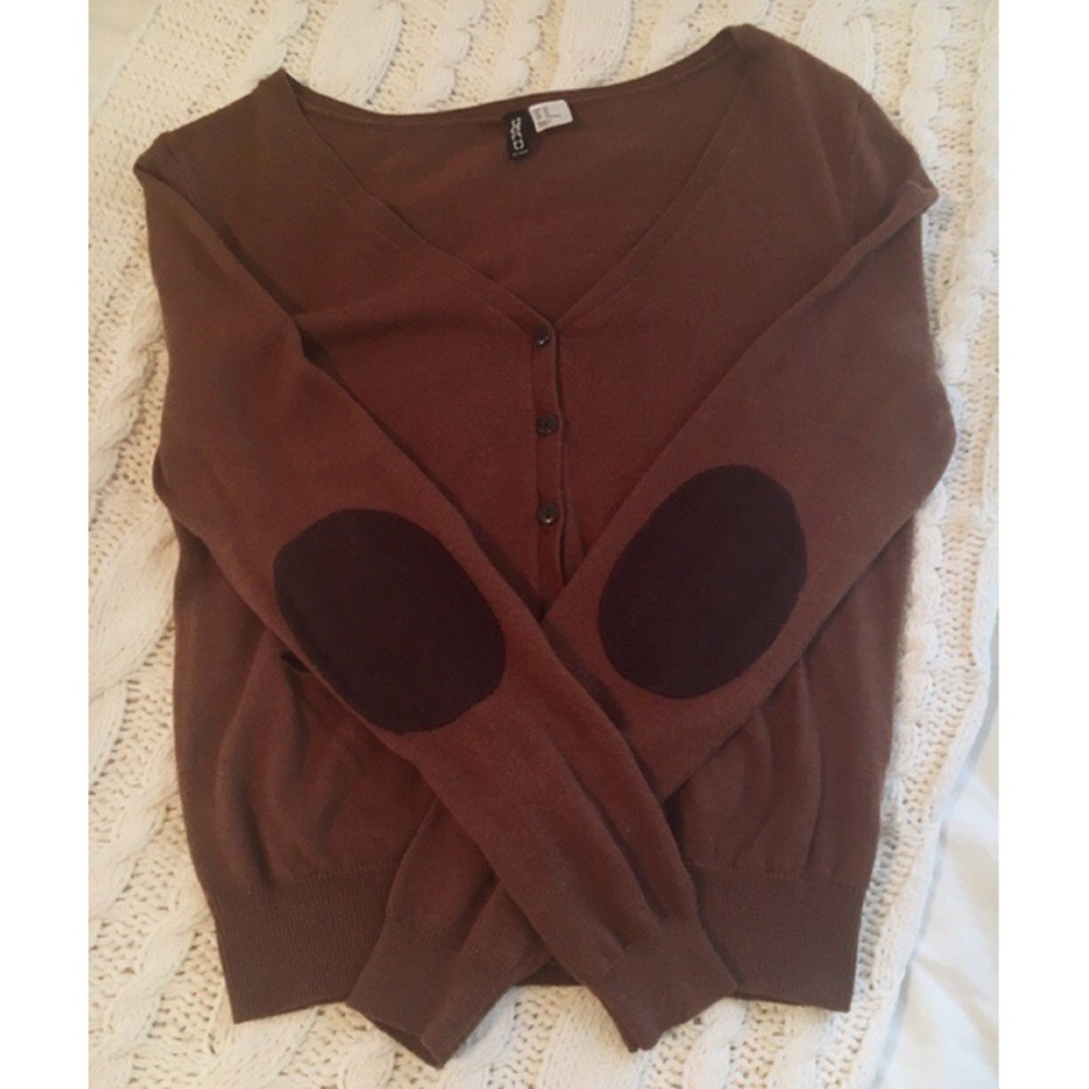 ✨3 for $35✨ Elbow-Patch Cardigan //